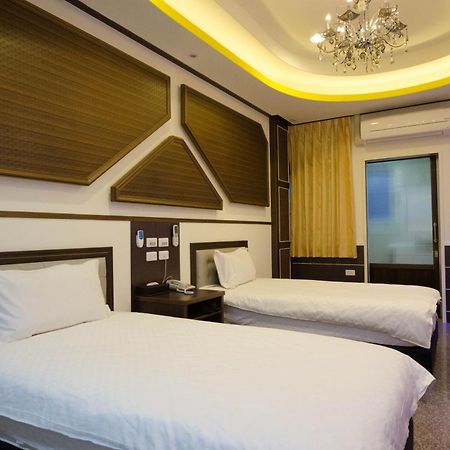 Xianfeng B&B Kota Hualien Bagian luar foto
