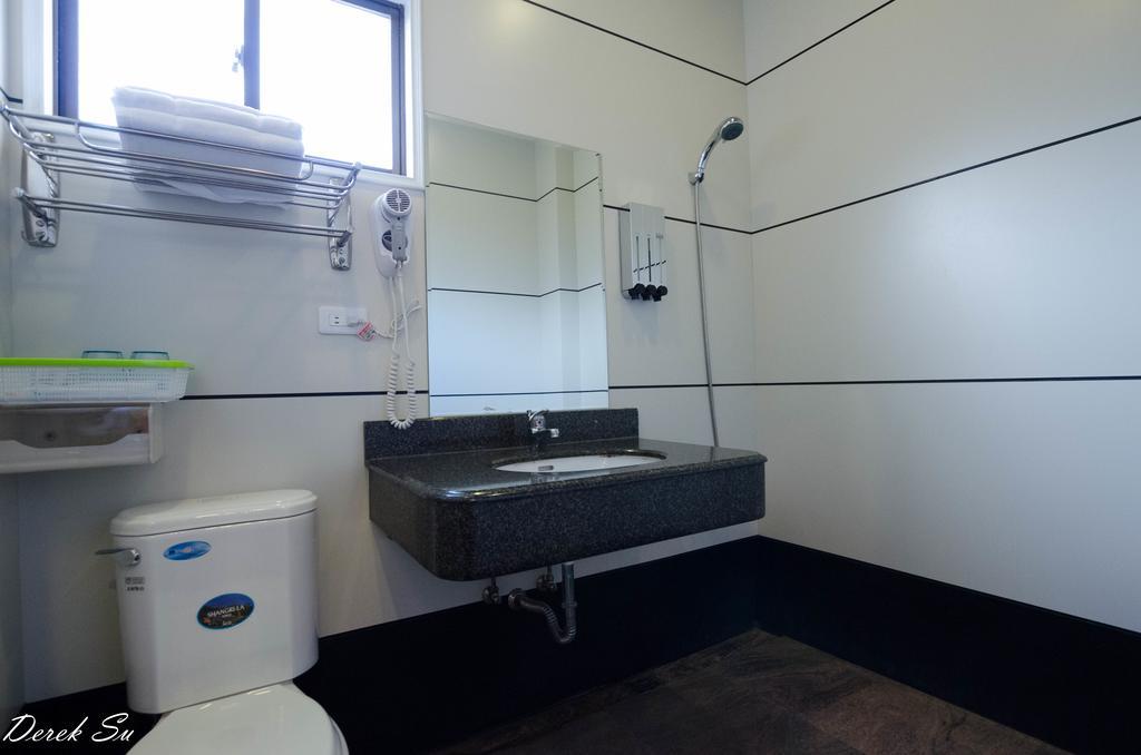 Xianfeng B&B Kota Hualien Bagian luar foto