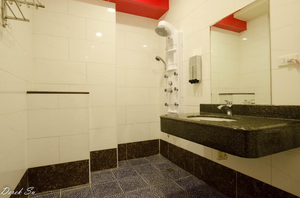 Xianfeng B&B Kota Hualien Bagian luar foto